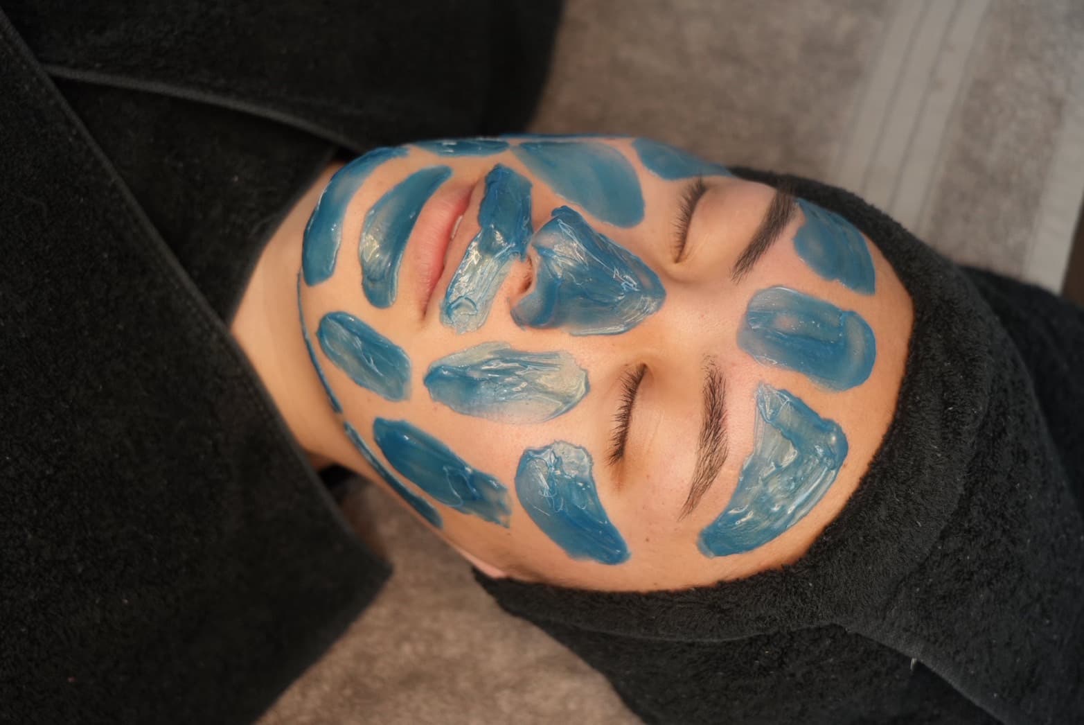 フェイシャルWax脱毛【顔全体】