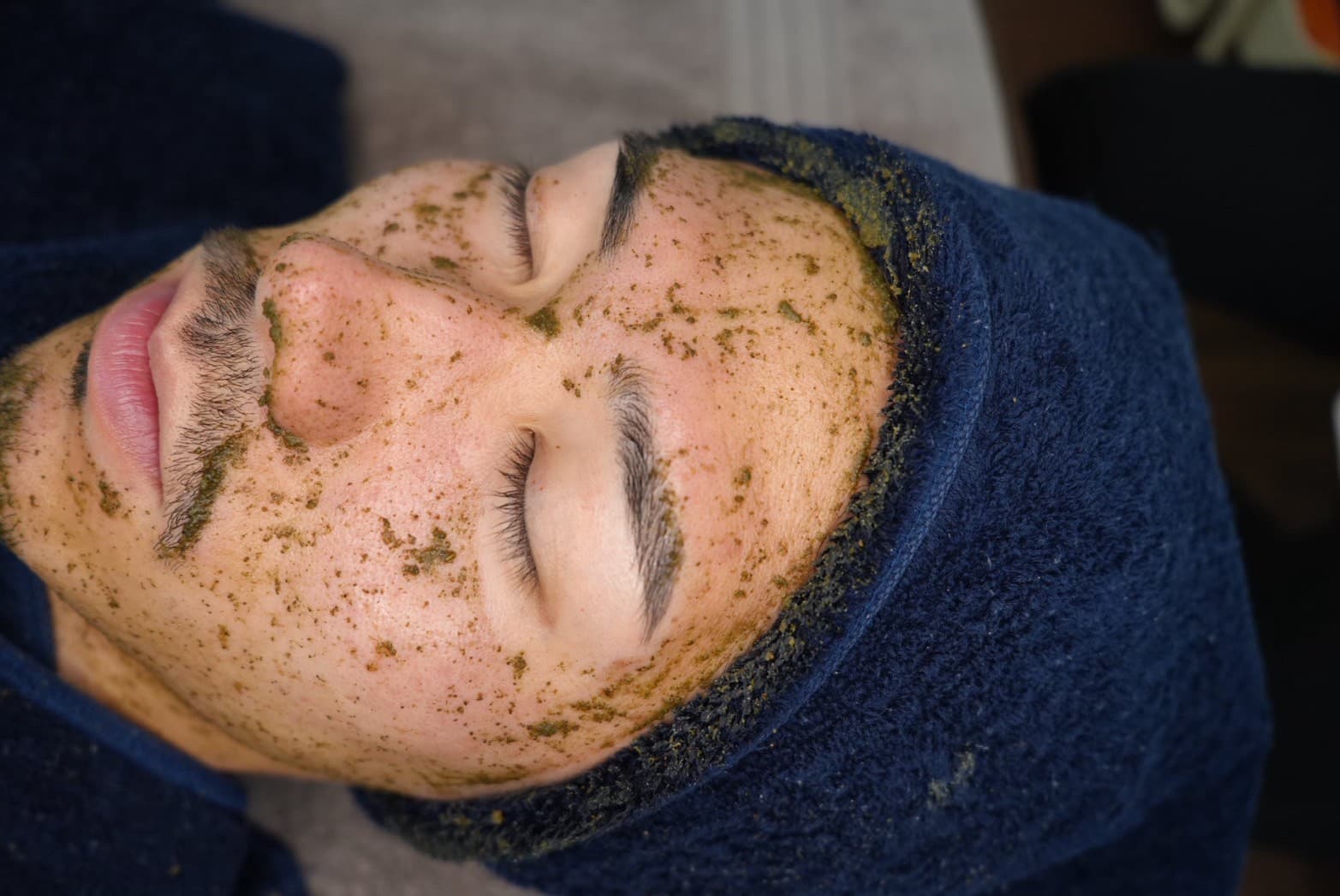 美背中ケア✨ハーブピーリング